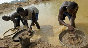 добыча золота в зимбабве
