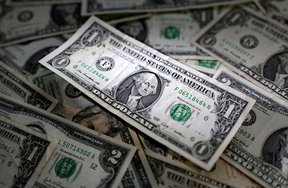 доля доллара в международных расчетах